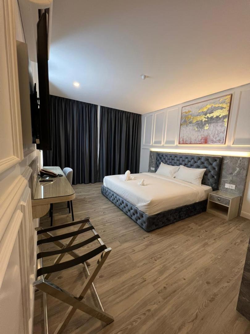 Frazel Heritage Hotel アロースター エクステリア 写真
